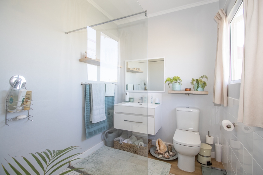 To Let 2 Bedroom Property for Rent in Fish Hoek Western Cape